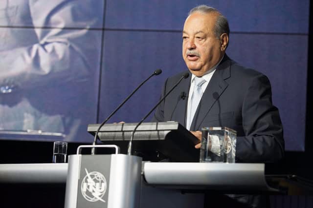 La Unión Internacional de Telecomunicaciones (UIT) entregó al Ing. Carlos Slim el Premio Mundial de las Telecomunicaciones y la Sociedad de Información 2014,