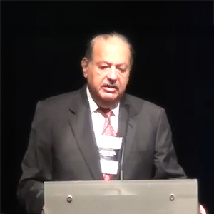 Ponencia del Ing. Carlos Slim titulada "Crecer juntos. Estado y empresas", en el marco de la XX Reunión Plenaria de la Fundación Círculo de Montevideo, Fundación en la que el Ing. Slim es Presidente Empresarial.
