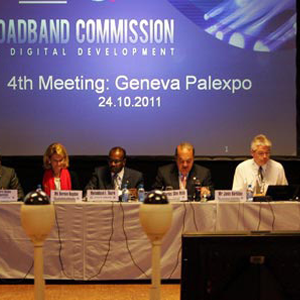 El Ing. Carlos Slim participó en la Cumbre de Liderazgo de Banda Ancha, organizada por la Unión Internacional de Telecomunicaciones (ITU, por sus siglas en inglés), para discutir los problemas que enfrenta la industria actual de la banda ancha global.