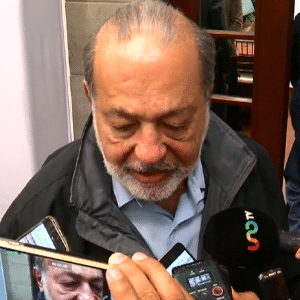 Governments, foundations, and society must work together, declared Carlos Slim Helú in an interview after the earthquakes of 7 and 19 September, which caused severe damage in several states around the country