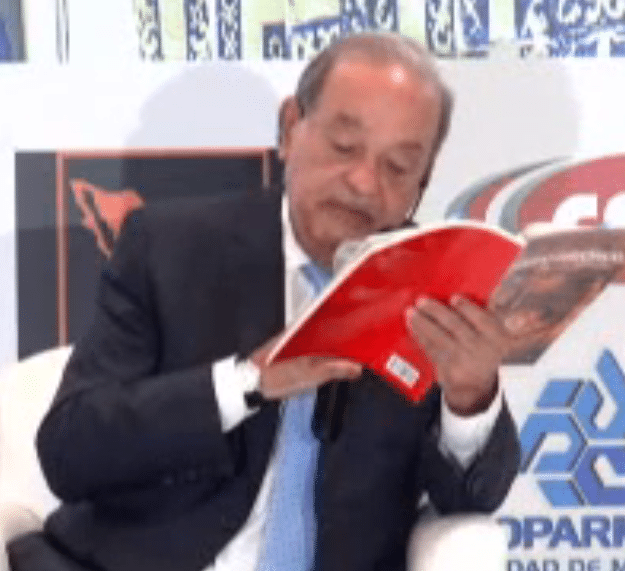 El Ing. Carlos Slim ofreció la conferencia magistral El Centro Histórico. Una visión personal, en el marco del VII Simposium de Centros Históricos, organizado por la Asociación Mexicana de Profesionales Inmobiliarios (AMPI).